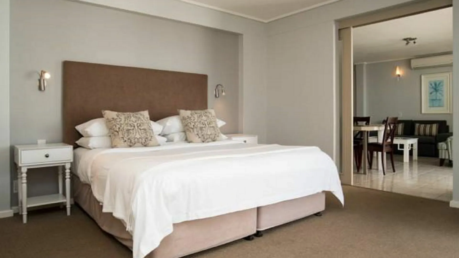 Place On The Bay Self-Catering Cape Town Apartment