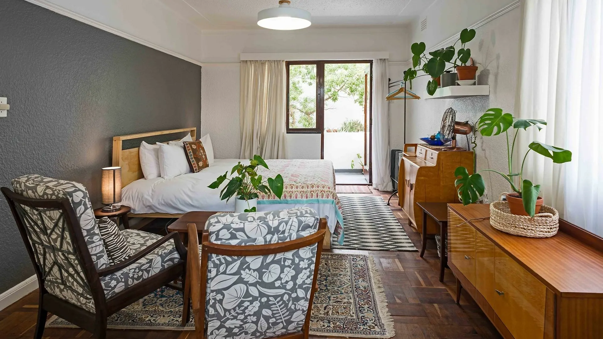 Place On The Bay Self-Catering Cape Town Apartment