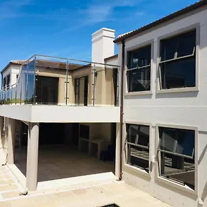 Harbour Close Boutique Villa